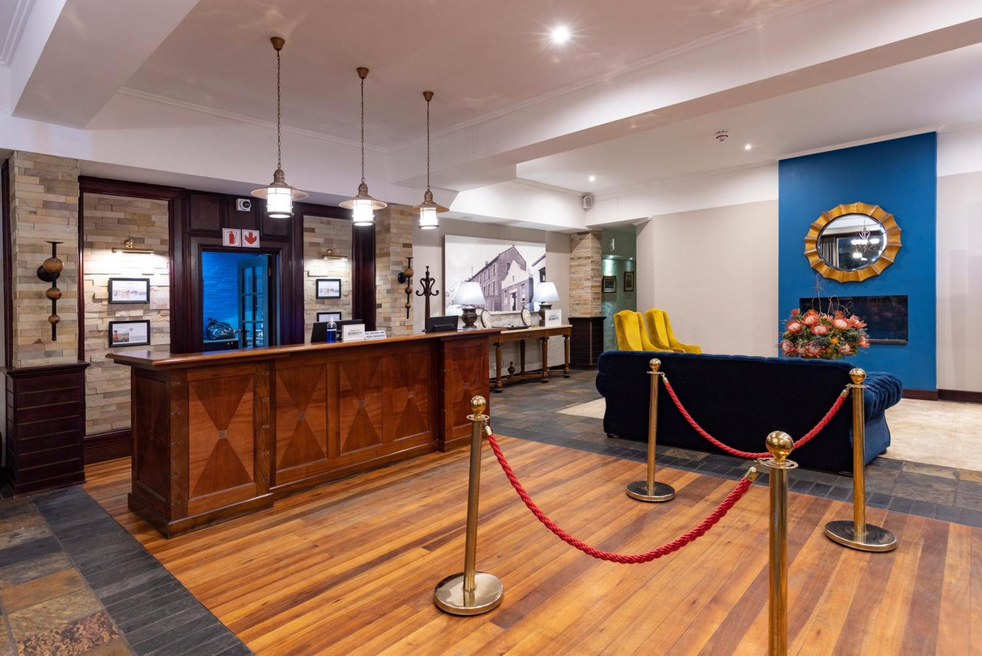 Protea Hotel By Marriott Mossel Bay Exterior photo