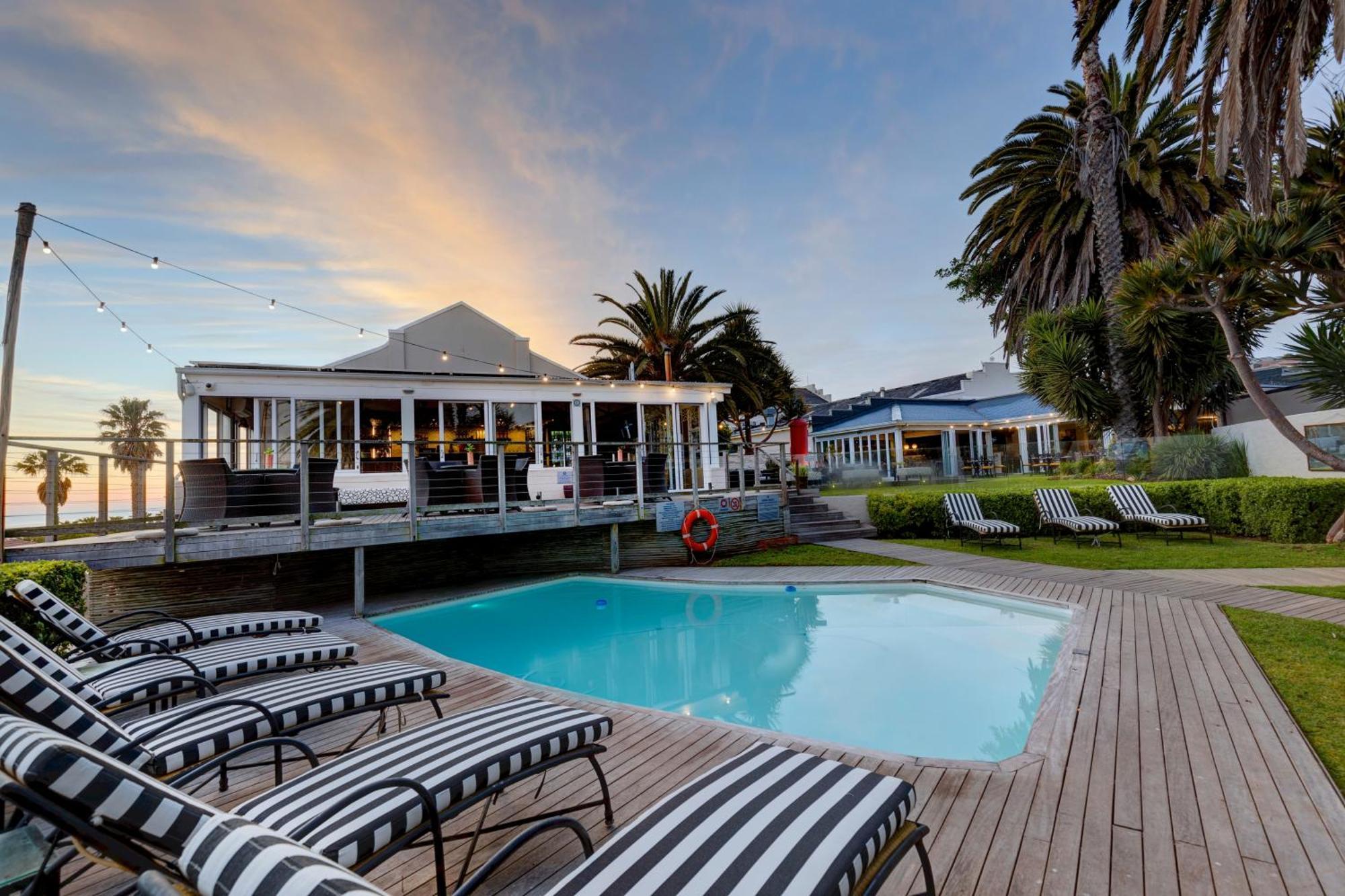 Protea Hotel By Marriott Mossel Bay Exterior photo