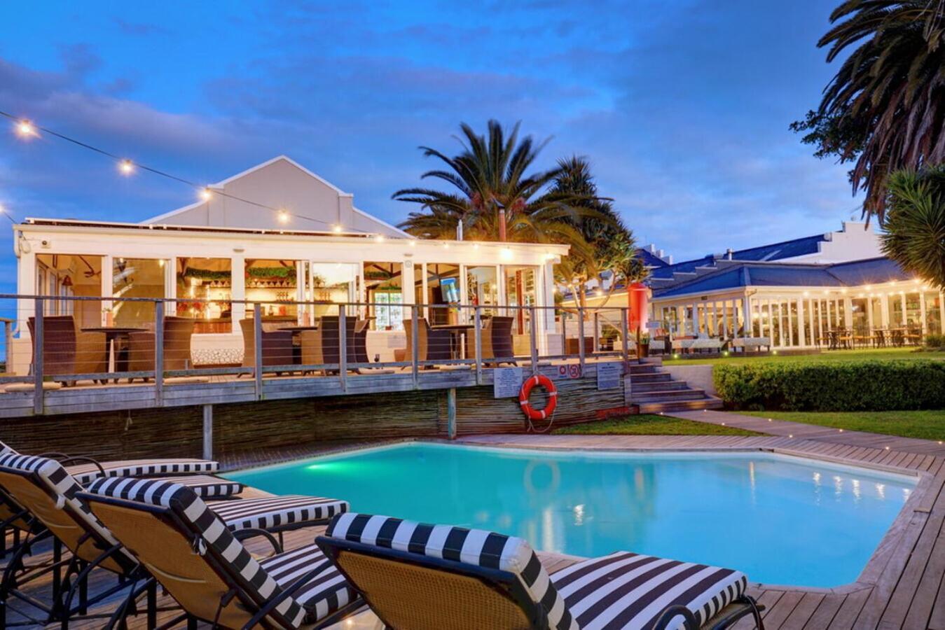 Protea Hotel By Marriott Mossel Bay Exterior photo